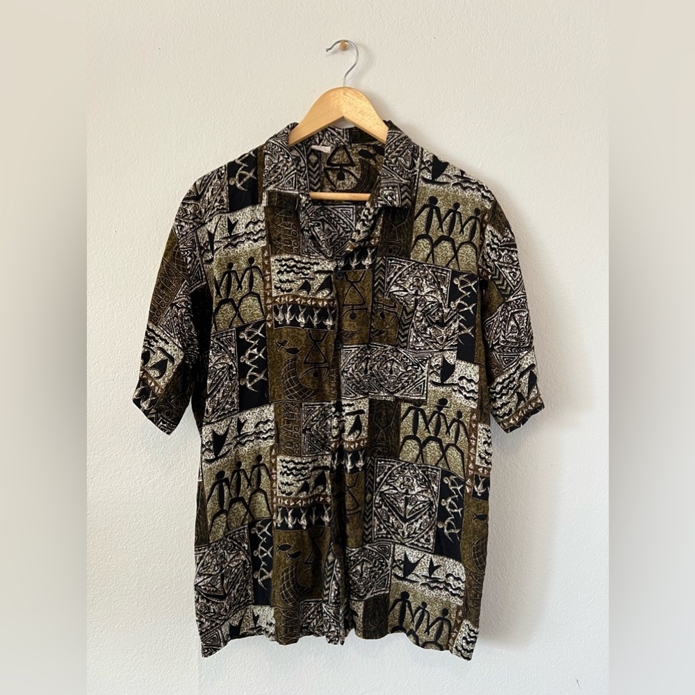 Men’s Tribal Pattern Button Up Shirt